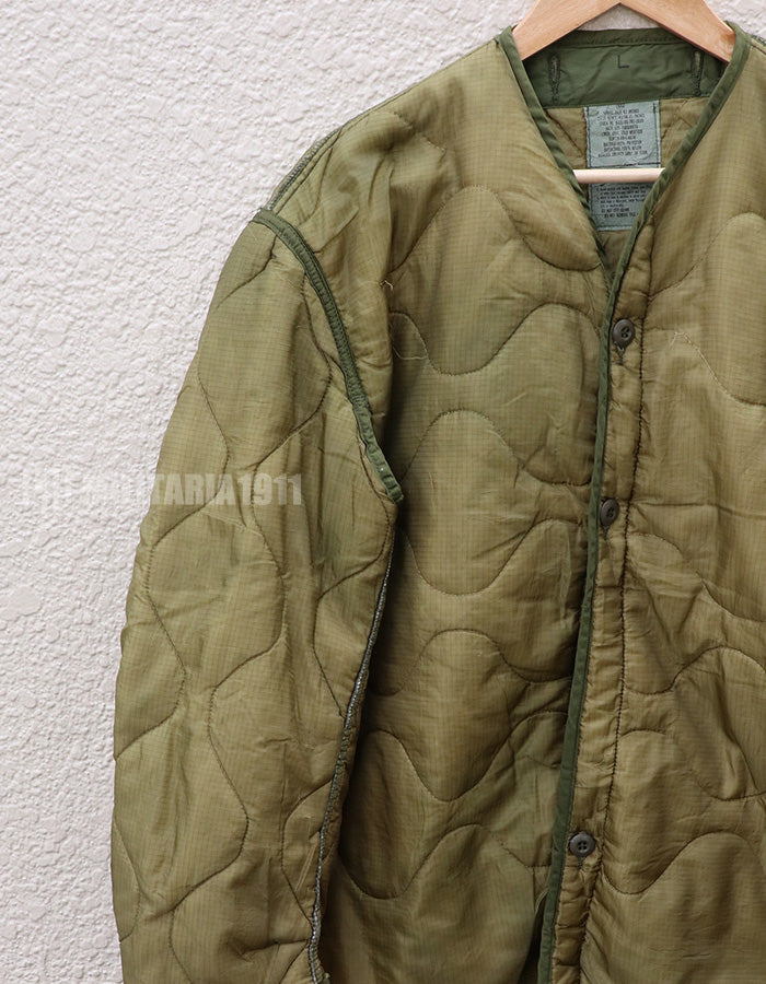 アメリカ軍　M65 フィールドジャケット　ライナー　1988年製　一部破損あり