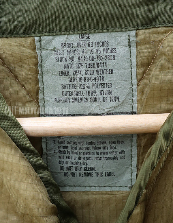 アメリカ軍　M65 フィールドジャケット　ライナー　1988年製　一部破損あり