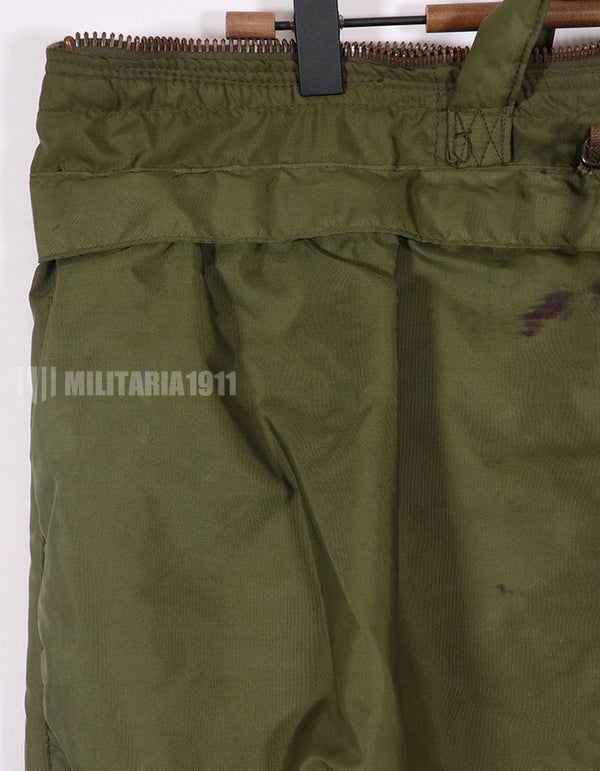 実物　米軍放出品　1984年製　アメリカ空軍　ヘルメットバッグ　汚れ・文字あり