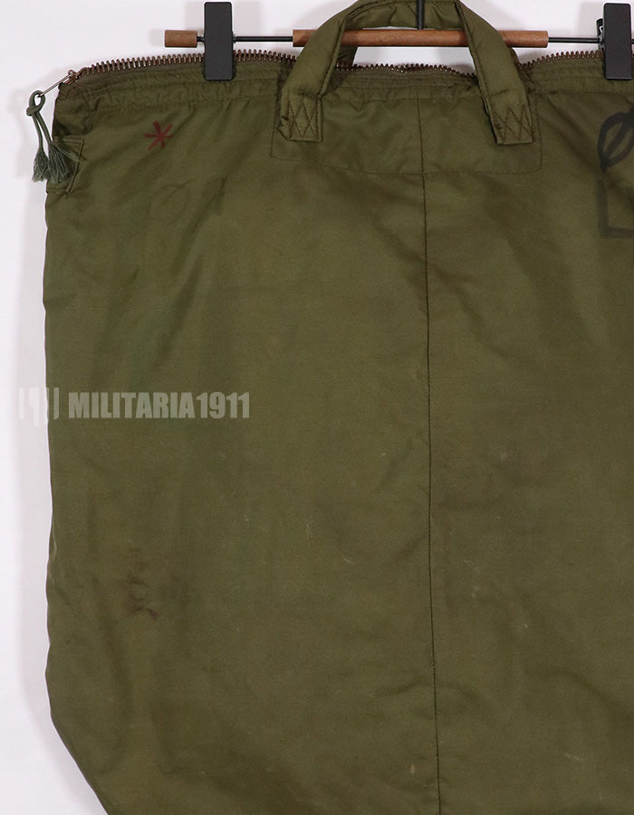 実物　米軍放出品　1984年製　アメリカ空軍　ヘルメットバッグ　汚れ・文字あり