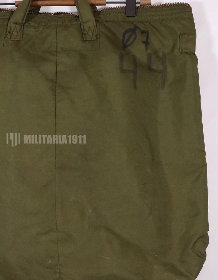 実物　米軍放出品　1984年製　アメリカ空軍　ヘルメットバッグ　汚れ・文字あり