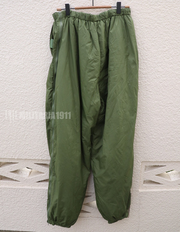 イギリス軍　サーマルリバーシブルトラウザーズ　オリーブ/サンド　防寒着　中古品