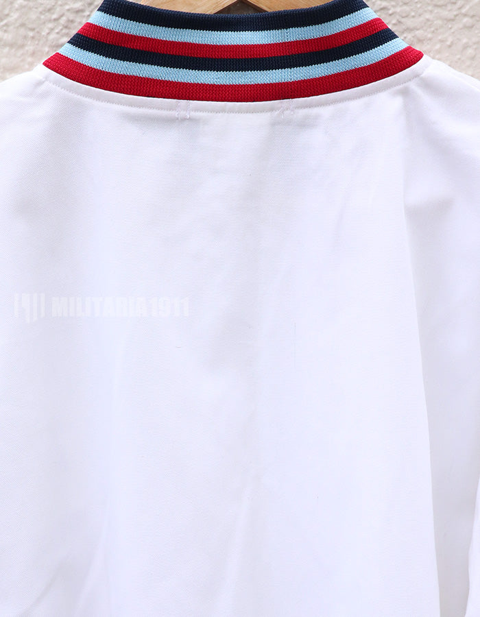 イギリス軍　PTIジャケット　運動用ブルゾン　ホワイト　徽章付き