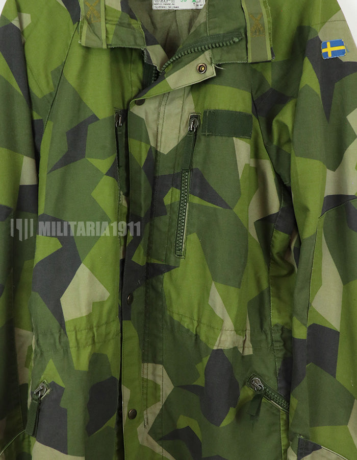 実物　スウェーデン軍　M90 カモフラージュ　フィールドジャケット　1993年製　軍官給品 B