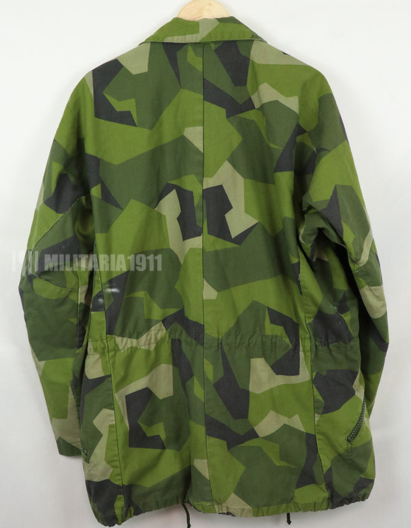 実物　スウェーデン軍　M90 カモフラージュ　フィールドジャケット　1993年製　軍官給品 B