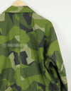実物　スウェーデン軍　M90 カモフラージュ　フィールドジャケット　1993年製　軍官給品 B