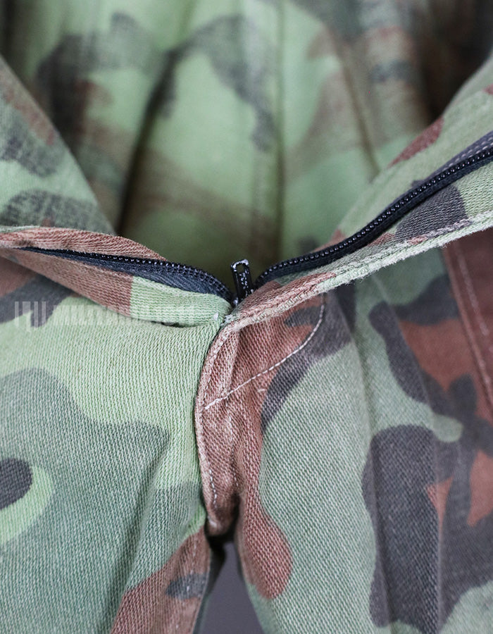 Original South Vietnam Army Airborne Division ERDL Leaf Combat Uniform Top and Bottom Set