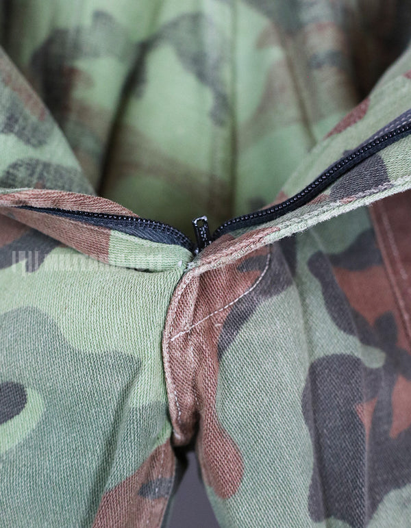 Original South Vietnam Army Airborne Division ERDL Leaf Combat Uniform Top and Bottom Set