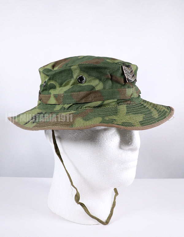 実物　ローカルメイド ERDL ブーニーハット　ARVN下士官階級章 金属章付き