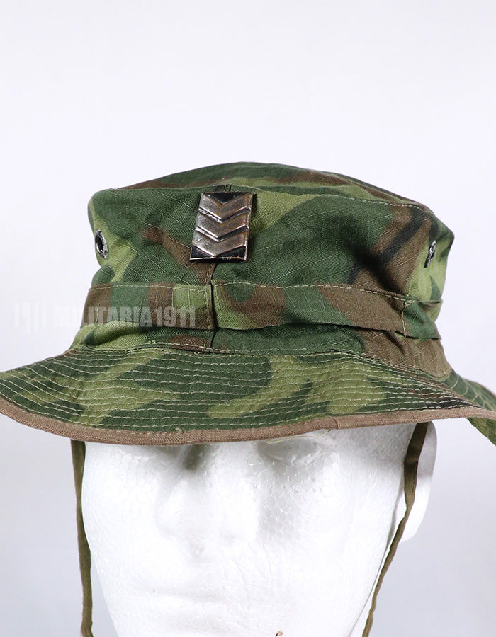 実物　ローカルメイド ERDL ブーニーハット　ARVN下士官階級章 金属章付き