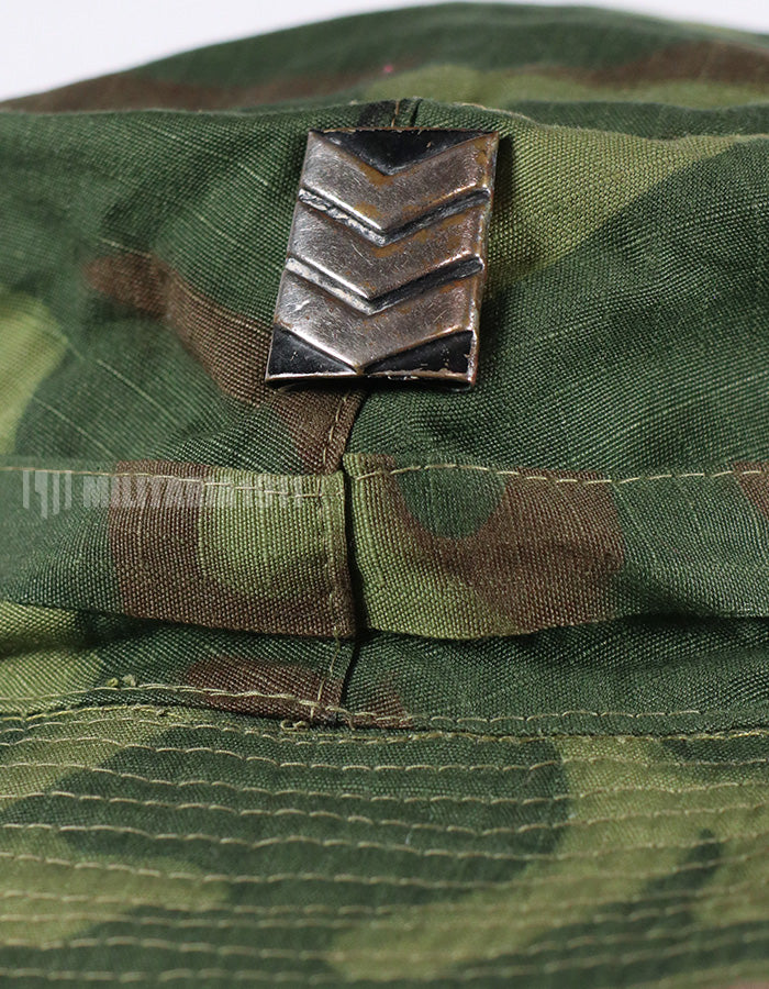 実物　ローカルメイド ERDL ブーニーハット　ARVN下士官階級章 金属章付き