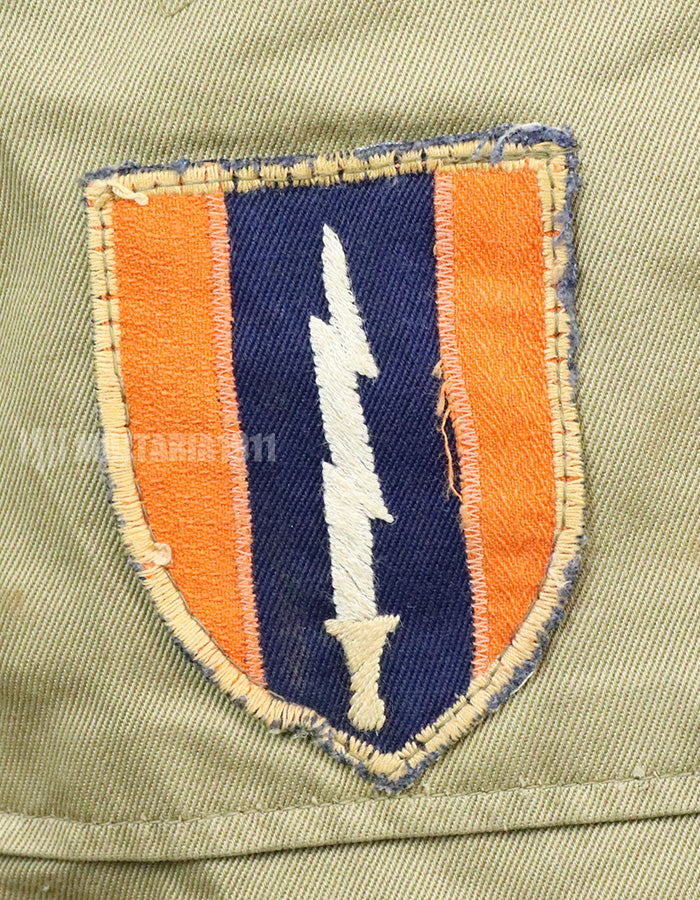 実物　アメリカ陸軍　コットンカーキシャツ　サービスシャツ　階級章　パッチ付き 1st Signal Bde
