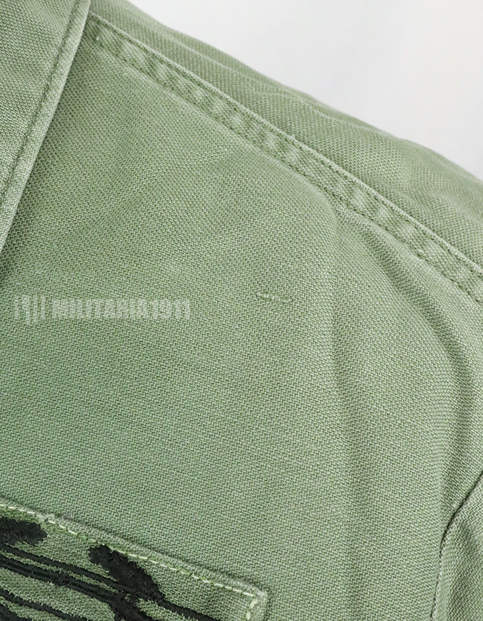 実物　アメリカ陸軍　ユーティリティシャツ　OG-107 　第一師団パッチなど徽章付（後付け）