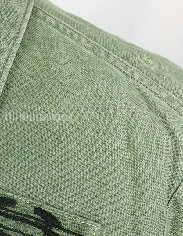 実物　アメリカ陸軍　ユーティリティシャツ　OG-107 　第一師団パッチなど徽章付（後付け）