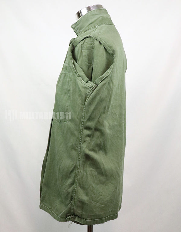 実物　アメリカ陸軍　ユーティリティシャツ　OG-107 　第一師団パッチなど徽章付（後付け）