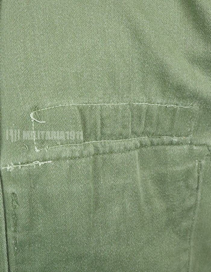 実物　アメリカ陸軍　ユーティリティシャツ　OG-107 　第一師団パッチなど徽章付（後付け）