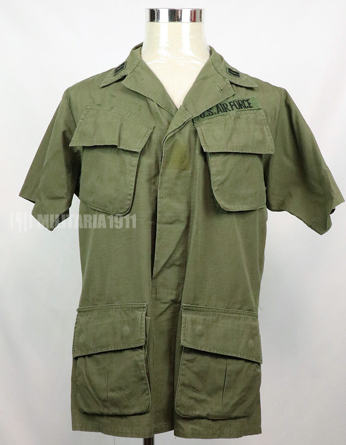 実物　アメリカ空軍　後期型ジャングルファティーグ　ショートスリーブカスタム　徽章付き 1969年契約