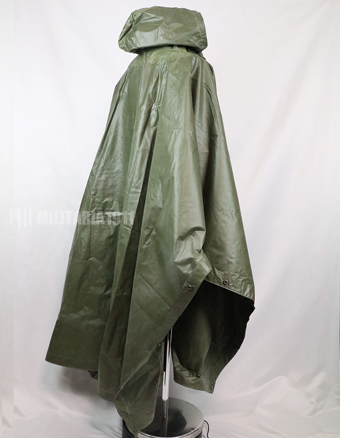 実物　アメリカ軍　ポンチョ　1968年製　放出品