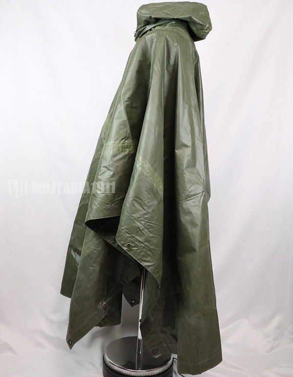 実物　アメリカ軍　ポンチョ　1968年製　放出品