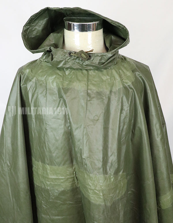 実物　アメリカ軍　ポンチョ　1968年製　放出品