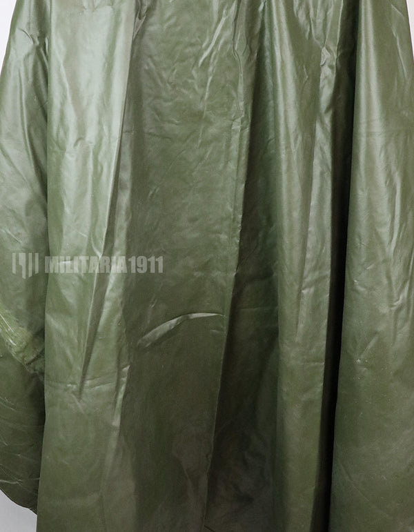 実物　アメリカ軍　ポンチョ　1968年製　放出品