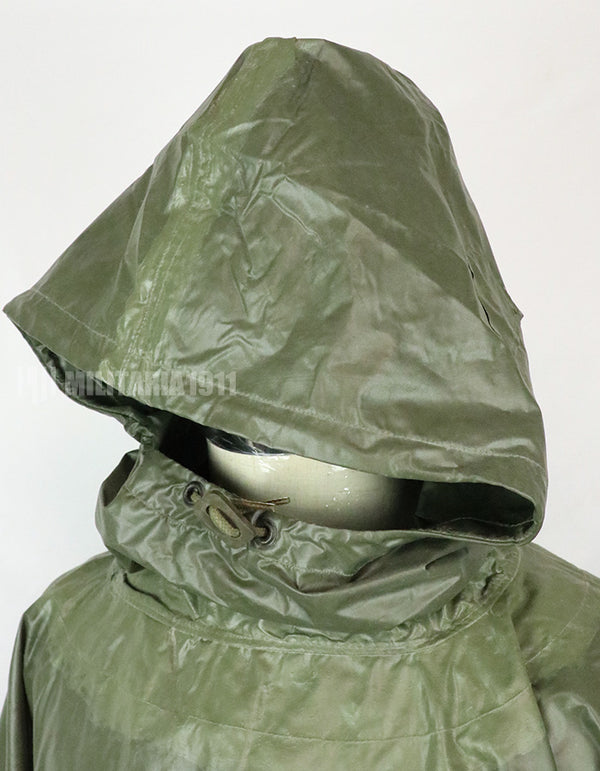 実物　アメリカ軍　ポンチョ　1968年製　放出品