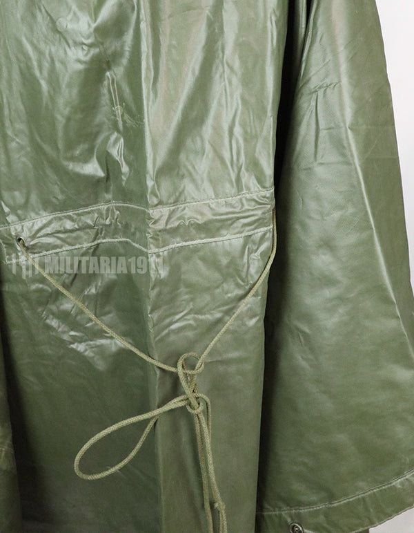 実物　アメリカ軍　ポンチョ　1968年製　放出品