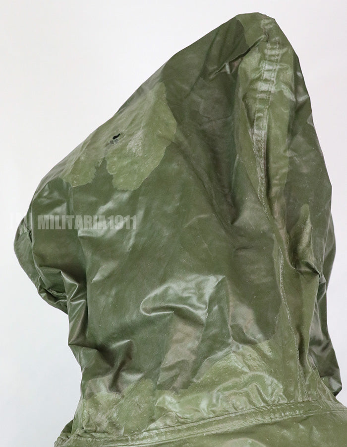 実物　アメリカ軍　ポンチョ　1968年製　放出品