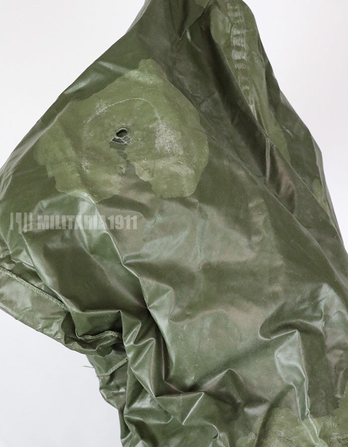 実物　アメリカ軍　ポンチョ　1968年製　放出品