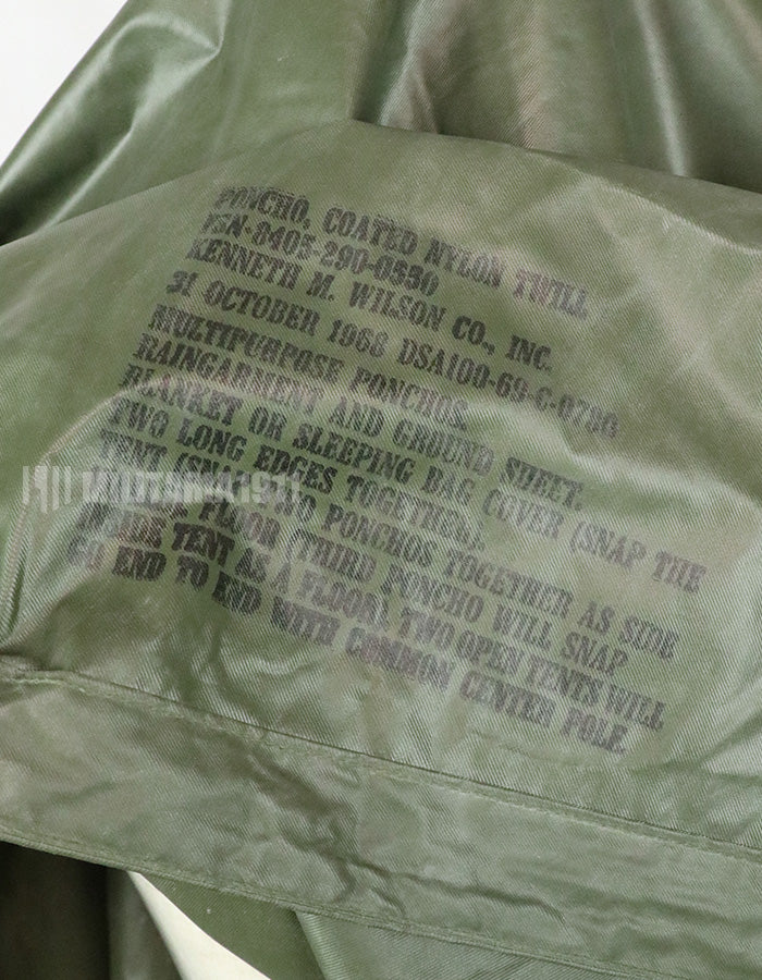 実物　アメリカ軍　ポンチョ　1968年製　放出品