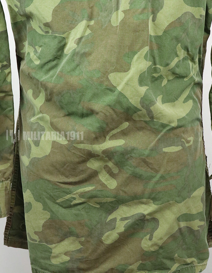 Original non ripstop fabric ERDL jungle fatigues jacket, faded, scratches.