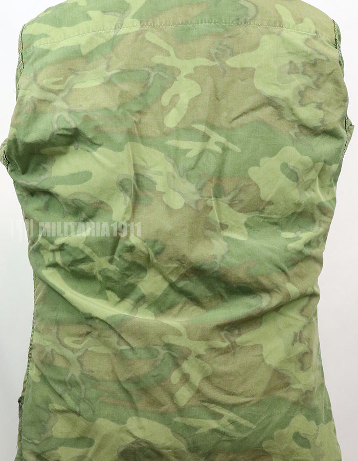 Original non ripstop fabric ERDL jungle fatigues jacket, faded, scratches.
