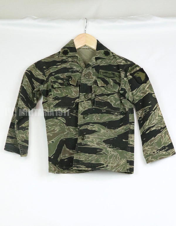 実物　シルバータイガー　子供用スーバニア　ベトナムローカルメイド品　退役兵からの放出品