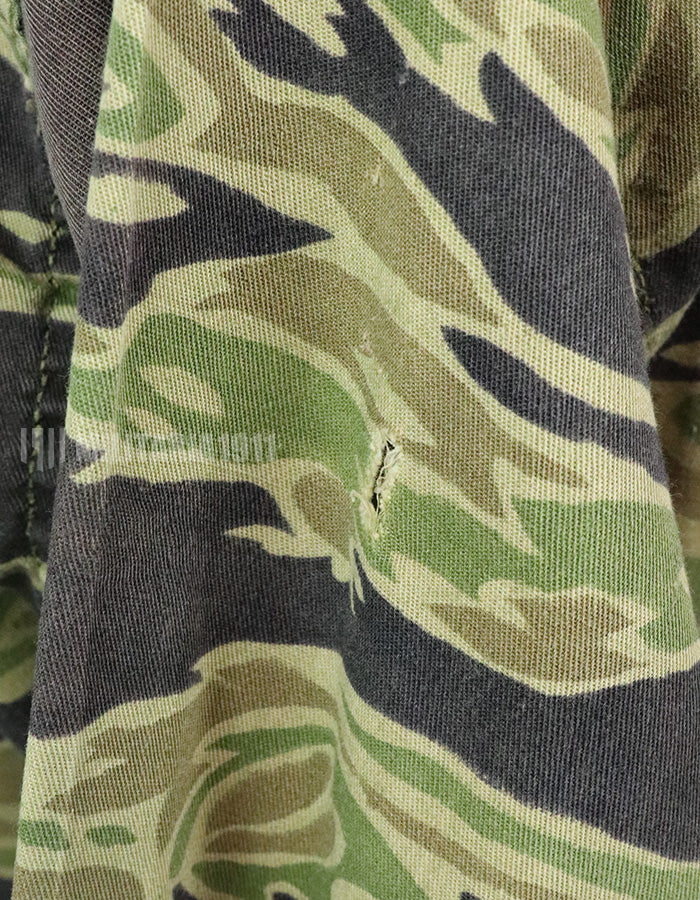 正品二战后期轻薄虎纹衬衫，薄款，有划痕，二手