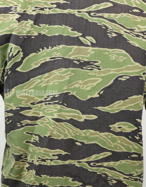 正品二战后期轻薄虎纹衬衫，薄款，有划痕，二手