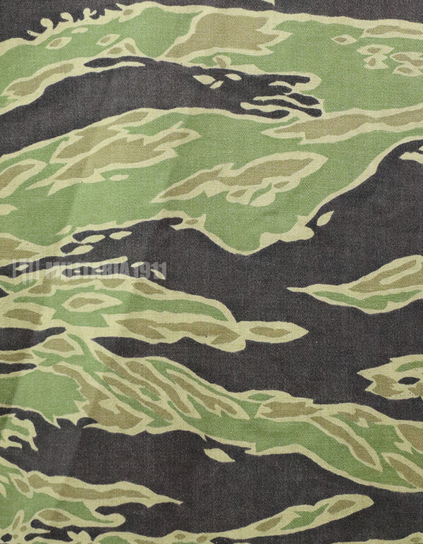 正品二战后期轻薄虎纹衬衫，薄款，有划痕，二手