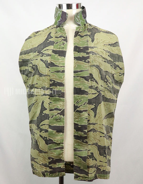 正品二战后期轻薄虎纹衬衫，薄款，有划痕，二手