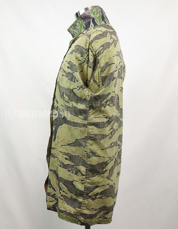 正品二战后期轻薄虎纹衬衫，薄款，有划痕，二手