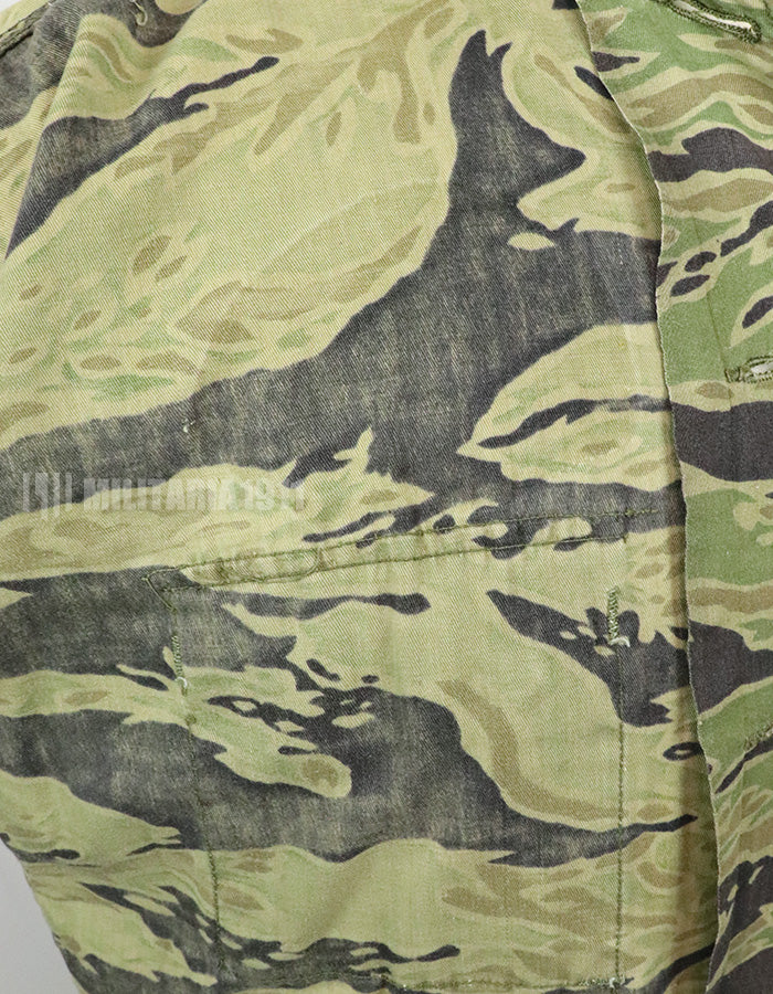 正品二战后期轻薄虎纹衬衫，薄款，有划痕，二手