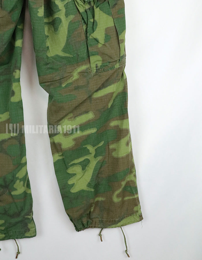 実物　アメリカ軍　ERDL ジャングルファティーグパンツ　使用感あり　リップストップ生地　1968年契約 B