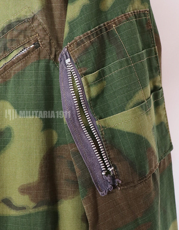 実物　南ベトナム空軍　ERDL　ローカルメイドフライトスーツ　汚れ、ジッパー・ボタン破損あり