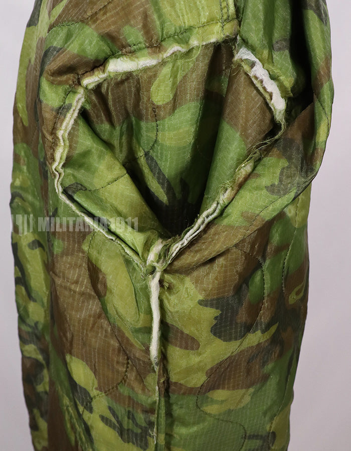 真贋不明　70年台ポンチョライナー製　ジャケット　未使用　生産地不明