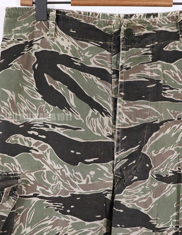 実物　シルバータイガー　タイガーストライプ　Asian Cut パンツ　退色あり　中古品