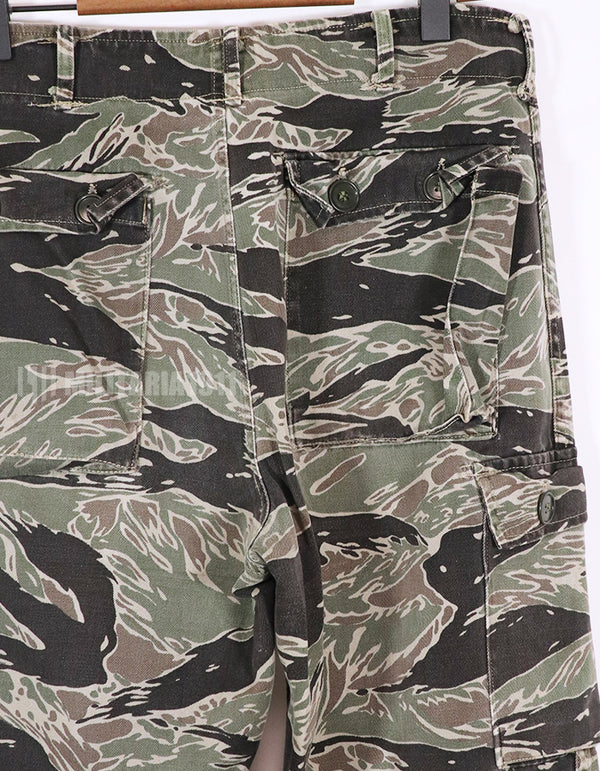 実物　シルバータイガー　タイガーストライプ　Asian Cut パンツ　退色あり　中古品