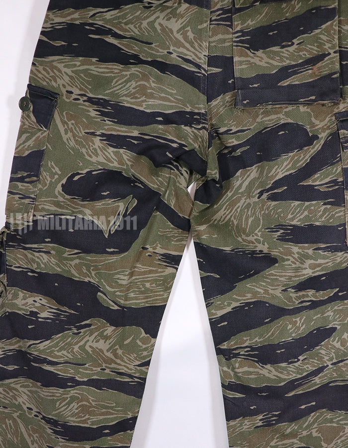 実物　シルバータイガーストライプ　Asian カットパンツ　退色あり　タイガーストライプ