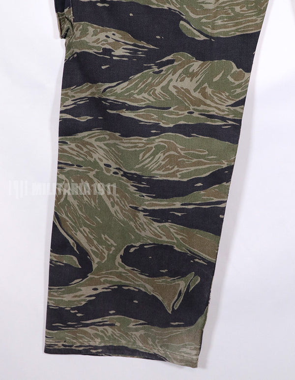 実物　シルバータイガーストライプ　Asian カットパンツ　退色あり　タイガーストライプ