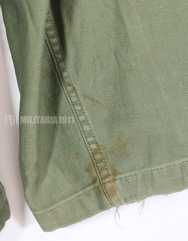 実物　アメリカ陸軍　ユーティリティシャツ　後付けパッチ付き　中古品