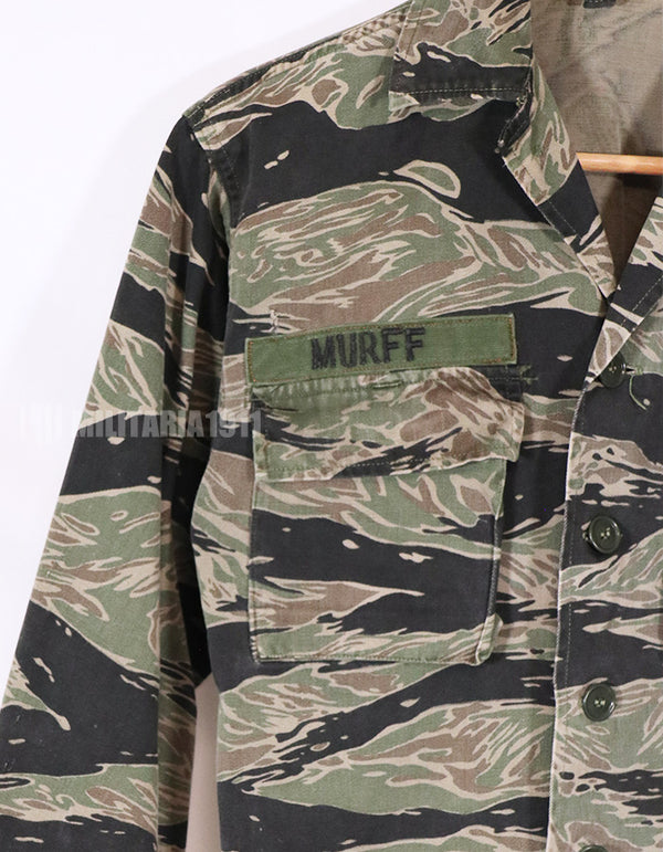 実物　シルバータイガーストライプ　シャツ　状態良い　USNパッチ付き　タイガーストライプ