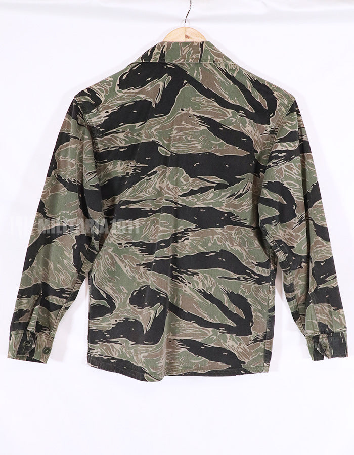 実物　シルバータイガーストライプ　シャツ　状態良い　USNパッチ付き　タイガーストライプ