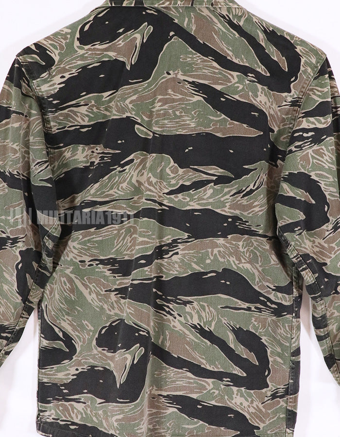 実物　シルバータイガーストライプ　シャツ　状態良い　USNパッチ付き　タイガーストライプ